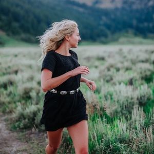 BLACK EMBROIDERED SHORT SLEEVE DRESS